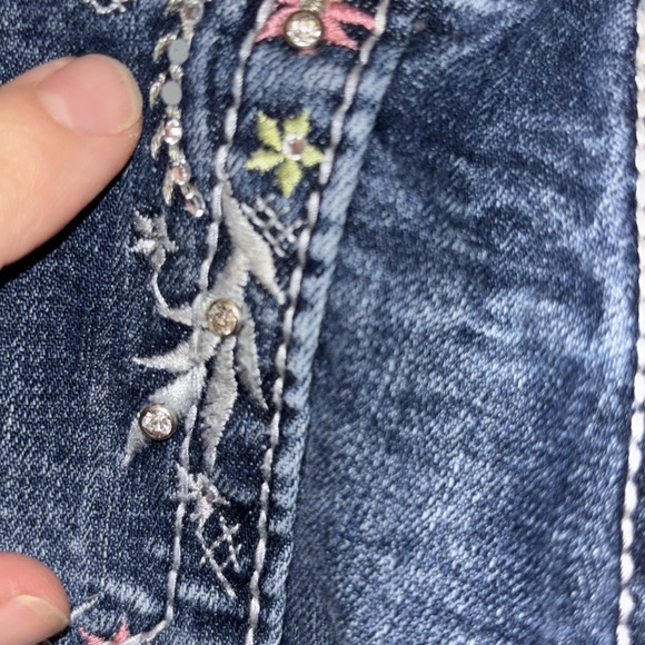 EUC excellent MissMe sz 30 jeans color:med 270 inseam 32 Style NO:JV83018V - Picture 7 of 13